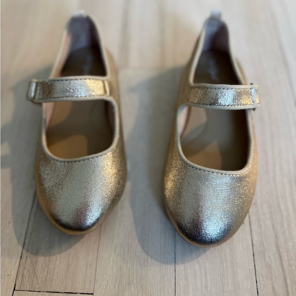 Cat & Jack Gold Metallic Mary Jane Girls Dress Shoes